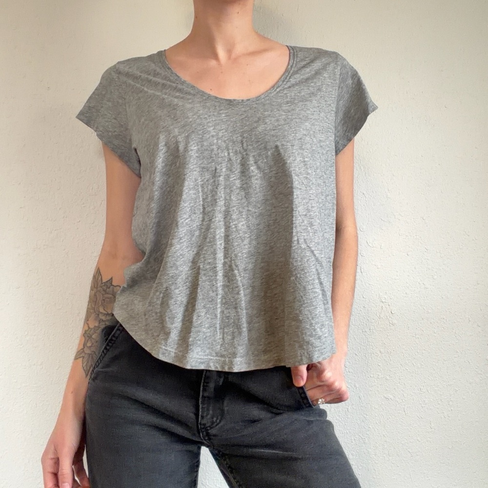 AYR Heather Gray V-Neck Tee 100% Pima Cotton